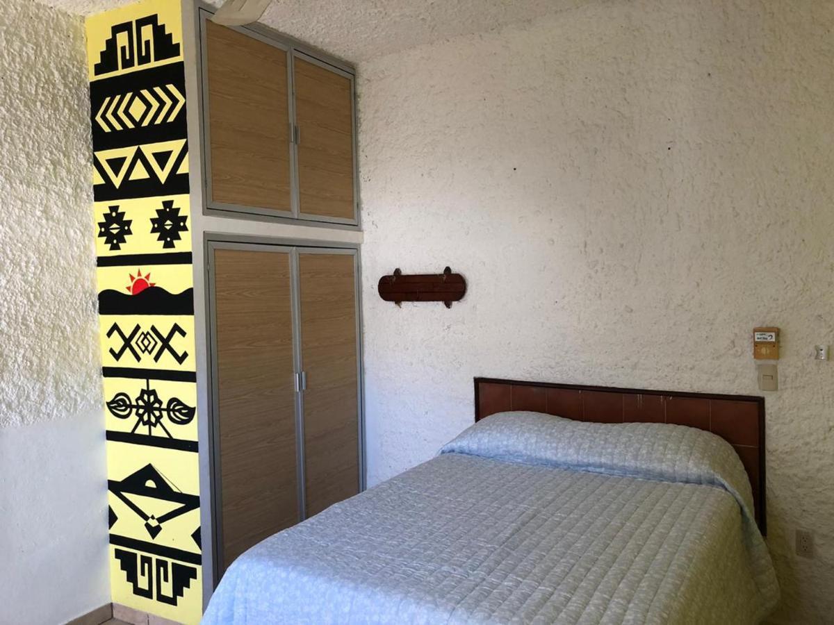 Hostal Perla マサトラン エクステリア 写真